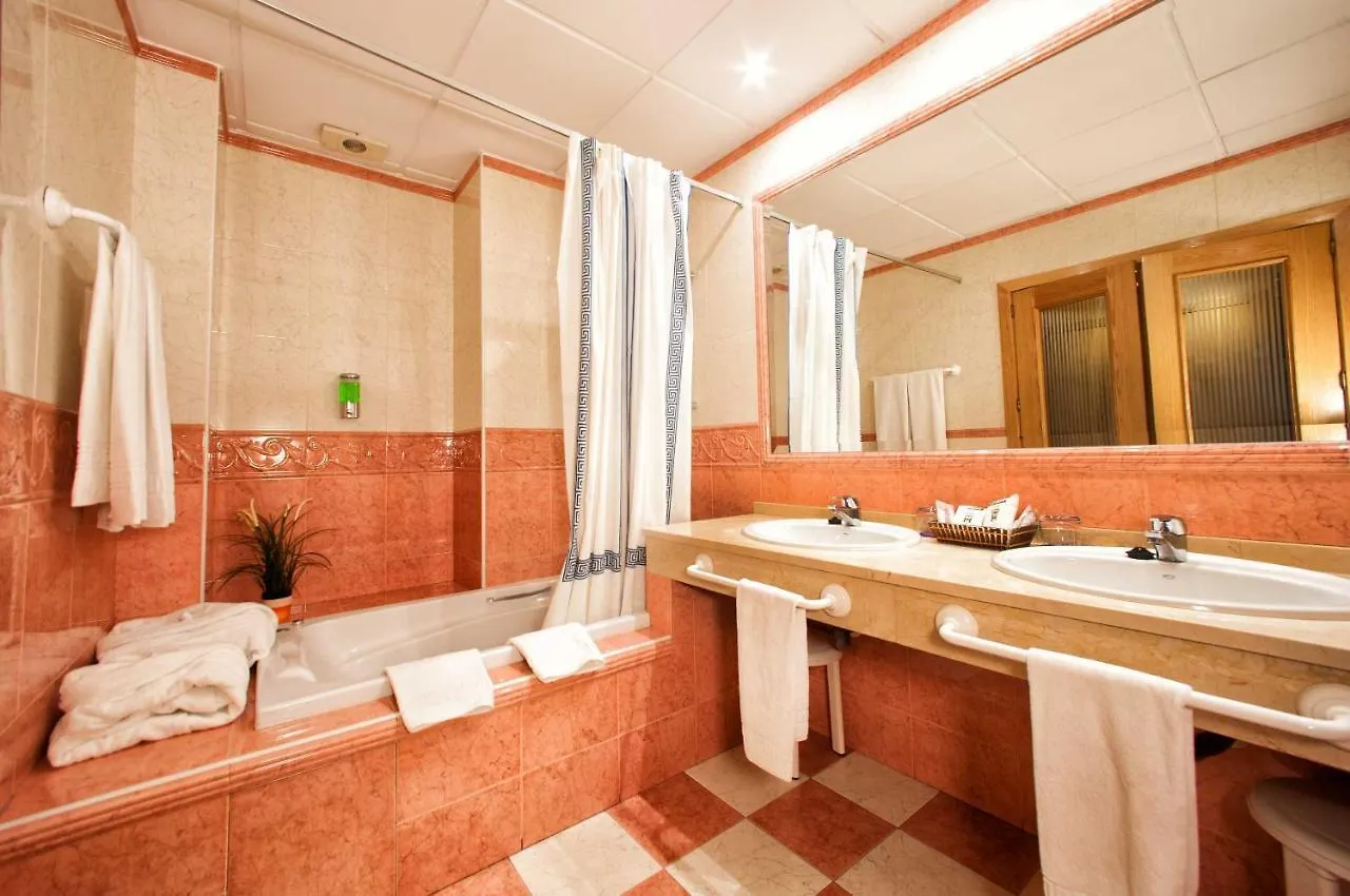 Hotel Torrepalma Alcala La Real 3*,